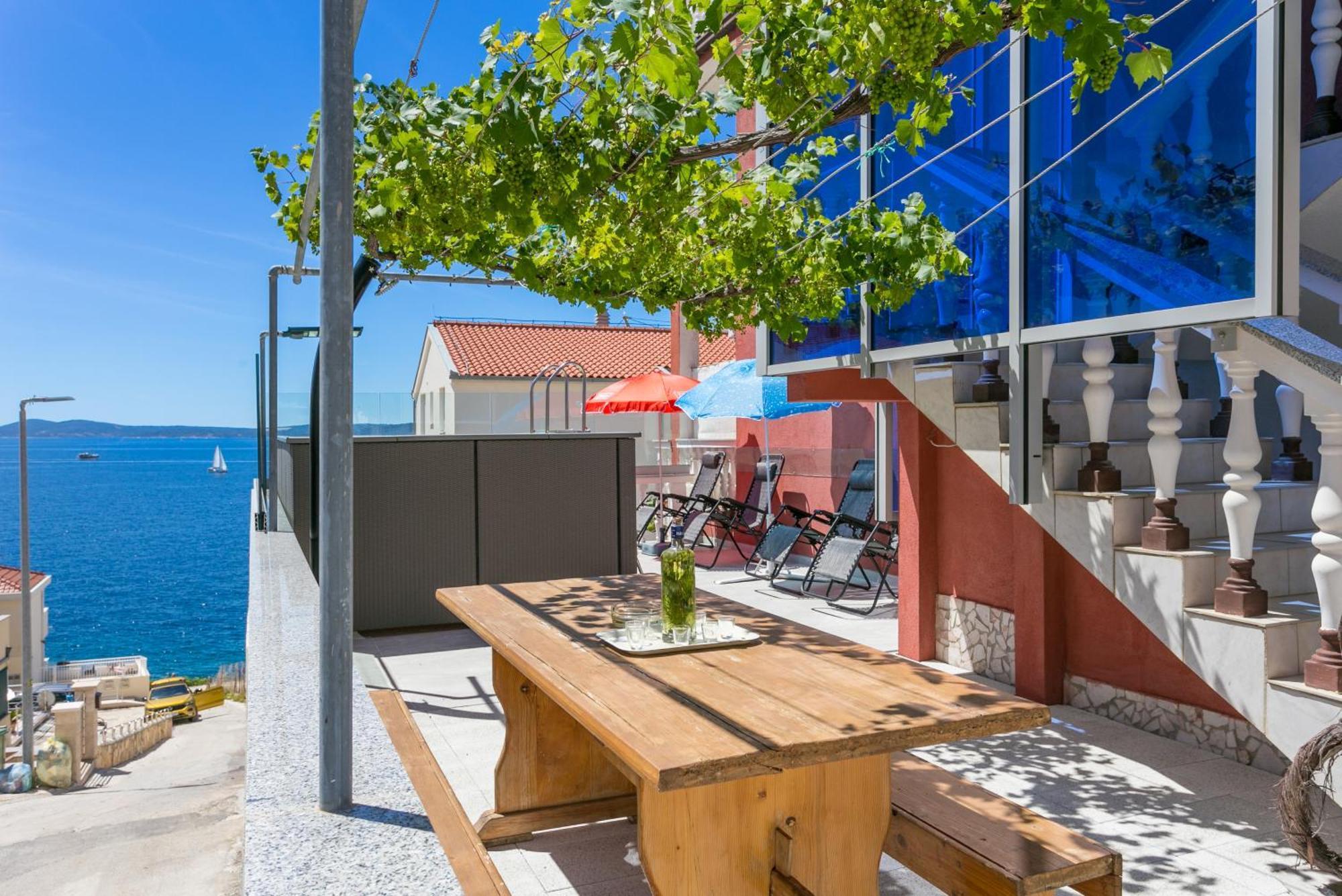 Family Friendly Apartments With A Swimming Pool Businci, Ciovo - 11232 Traù Esterno foto